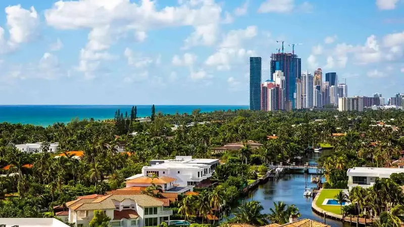 Jumbo Loan in Florida: Compare Rates & Programs with JumboLoan.com